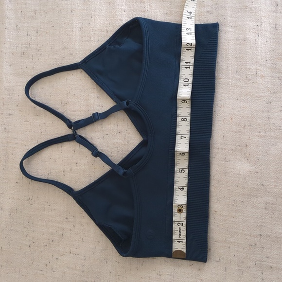 Lululemon bra - Picture 3 of 3